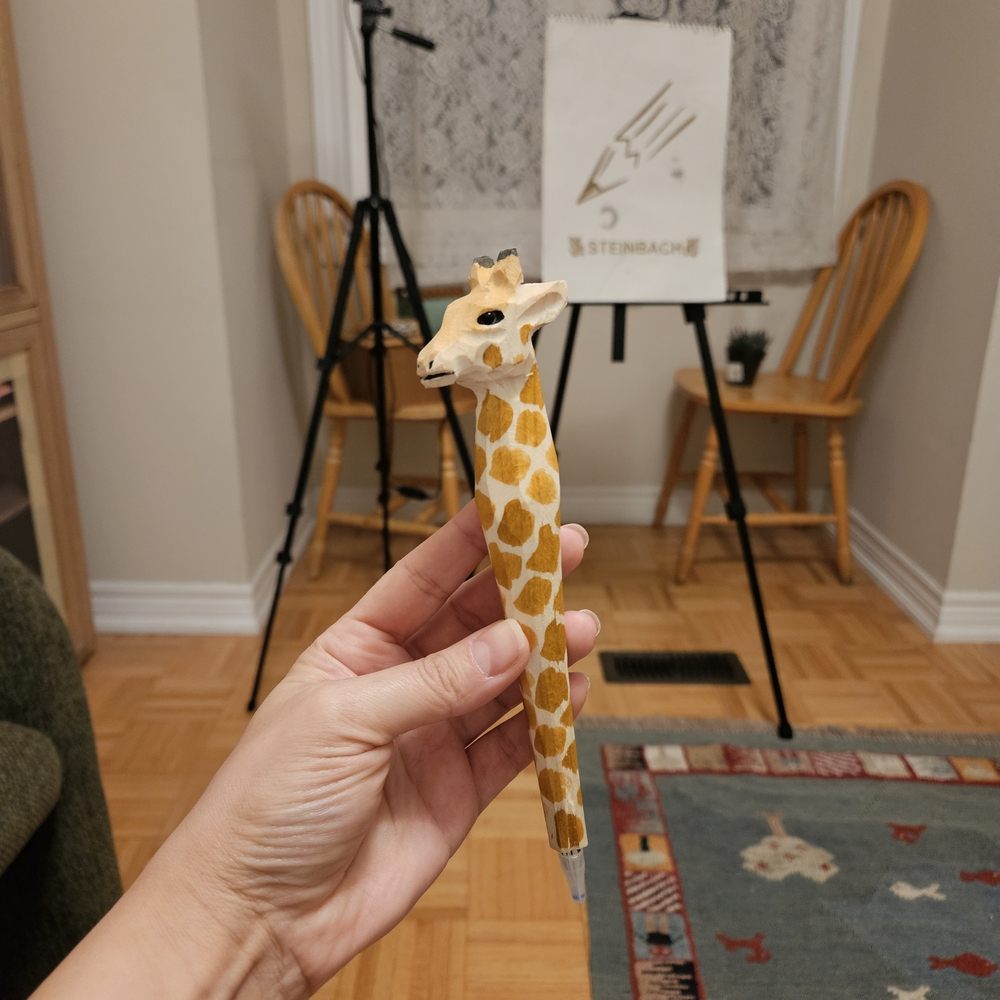 BRAND NEW✨ Unique Hand-Carved Wooden Giraffe Ballpoint Pen ✨